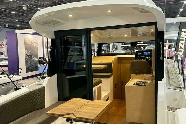 Photo of the 2023 Vento V30 HT Weekender