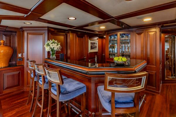 FOCUS 153ft North American Yachts and Shipbuilding Yacht For Sale