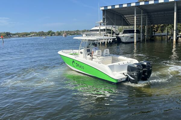 Photo of the 2008 Boston Whaler 32 Outrage