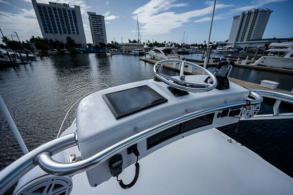 Uncharted 37ft Sunseeker Yacht For Sale