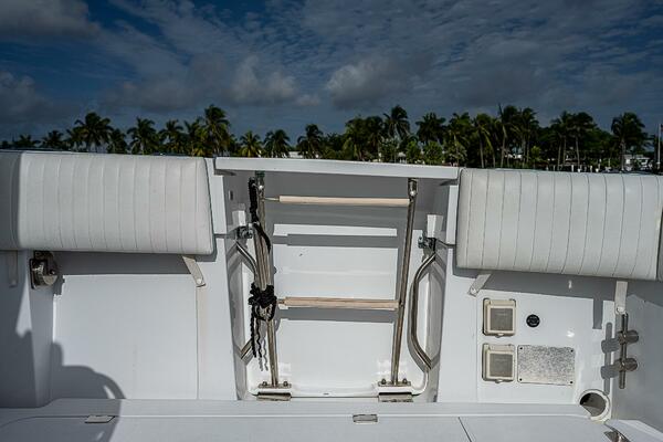 Uncharted 37ft Sunseeker Yacht For Sale