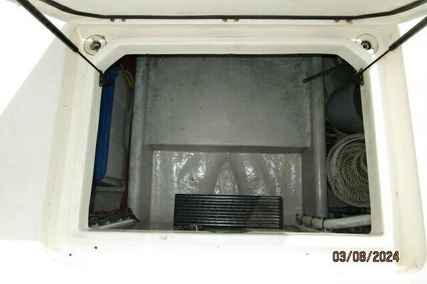 42' Nordic Tug lazarette access