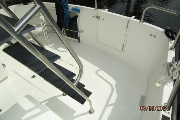 42' Nordic Tug aftdeck1