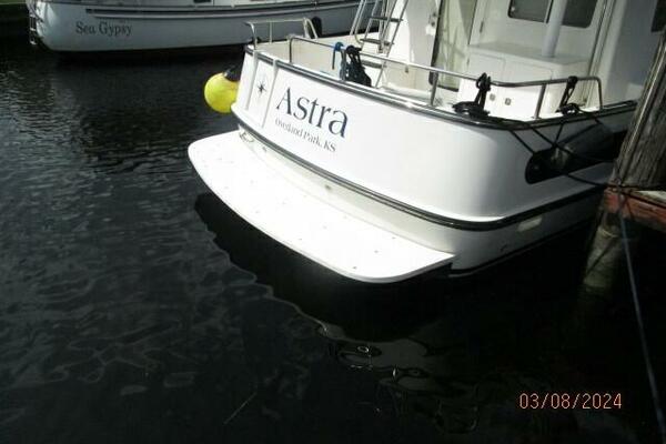 42' Nordic Tug swimplatform