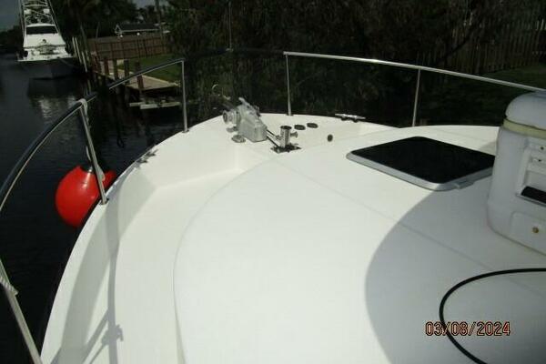 42' Nordic Tug foredeck2