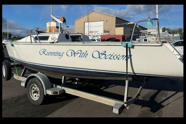 Running With Scissors 20ft Ultimate Yacht For Sale