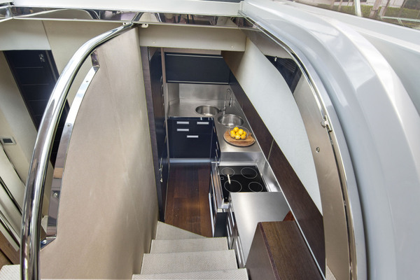 2009 Azimut 68
