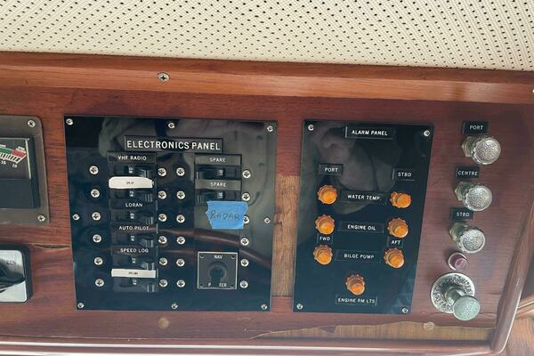 Photo of the 1990 Grand Banks 42 Classic