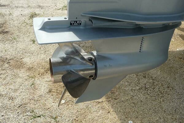 Photo of the 1985 Wellcraft Scarab 34