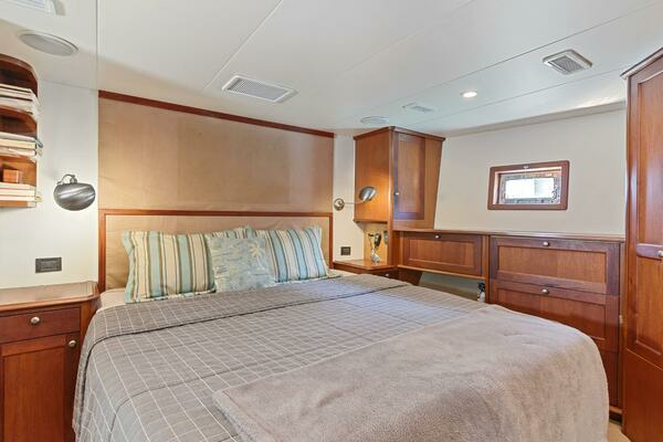 2004 Northern Marine 57