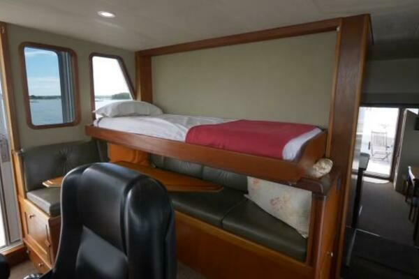 2004 Northern Marine 57