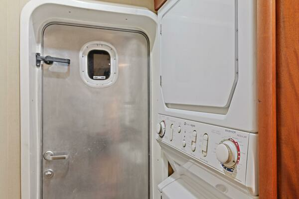 2004 Northern Marine 57