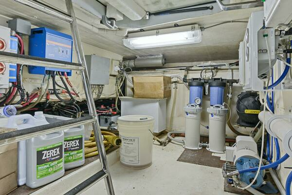 2004 Northern Marine 57