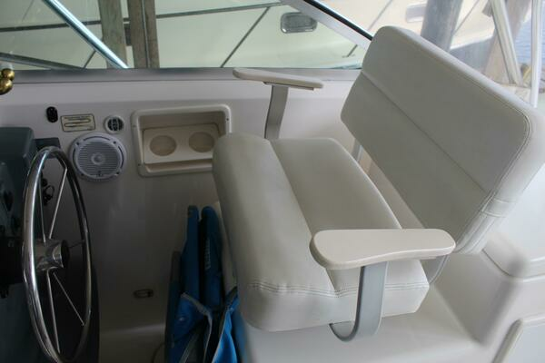 Photo of the 2001 Pursuit 3400 Express "Trinity"