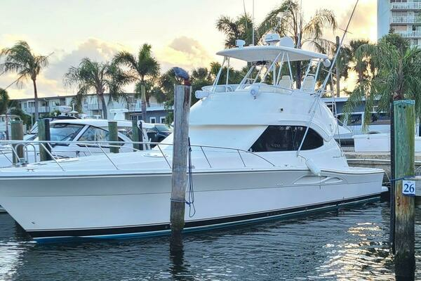 Photo of the 2004 Riviera 42 Convertible