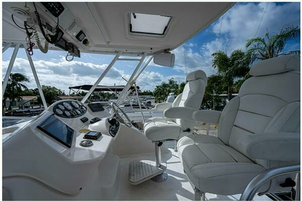 Photo of the 2004 Riviera 42 Convertible