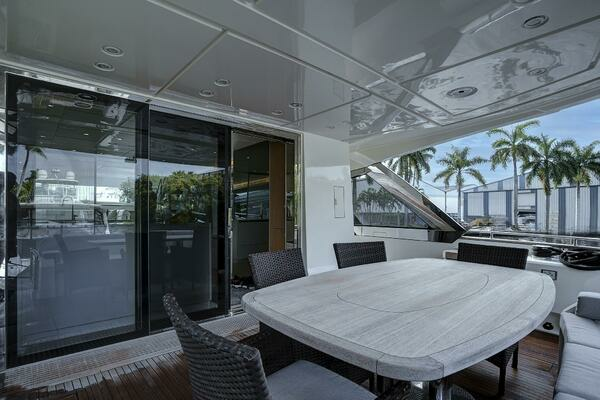 2021 Monte Carlo Yachts 76