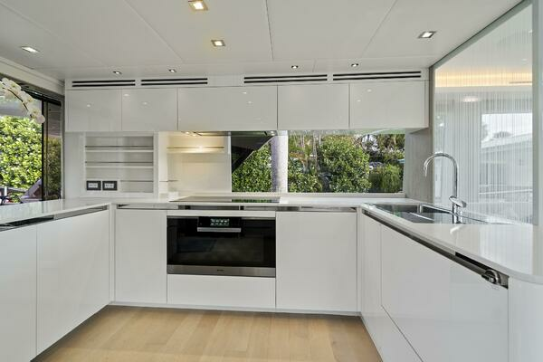 2021 Monte Carlo Yachts 76