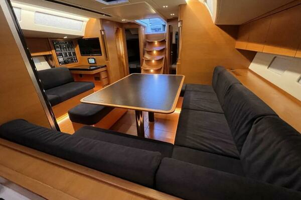 Photo of the 2016 Ice Yachts 62 evo "Sueño"