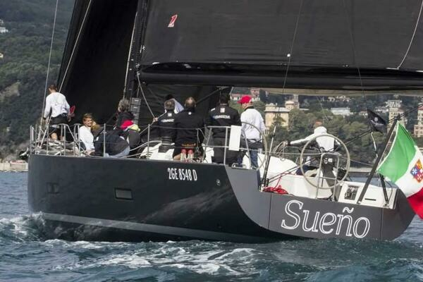 Photo of the 2016 Ice Yachts 62 evo "Sueño"