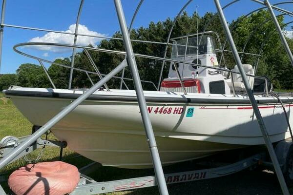 Photo of the 1997 Boston Whaler 