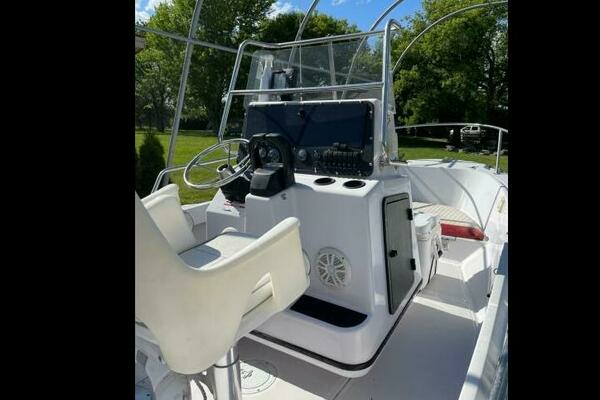 Photo of the 1997 Boston Whaler 