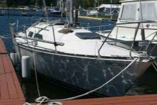 32ft C amp C Yacht For Sale