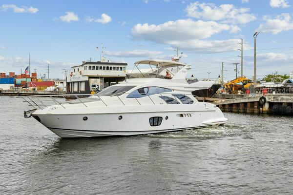 2005 Azimut 55
