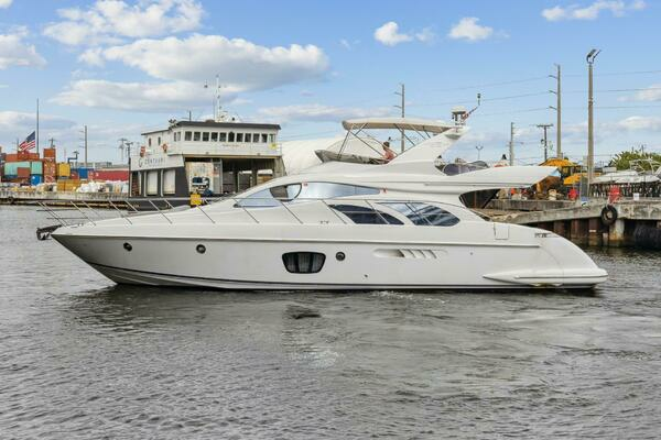 2005 Azimut 55