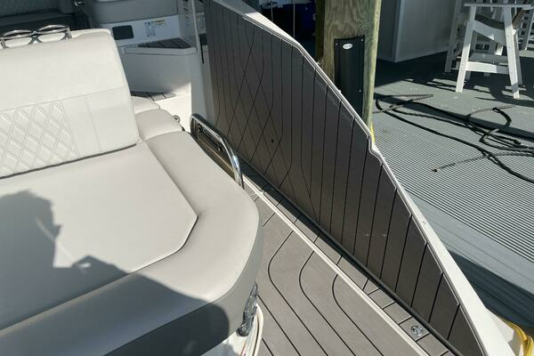 2022 Sea Ray 40