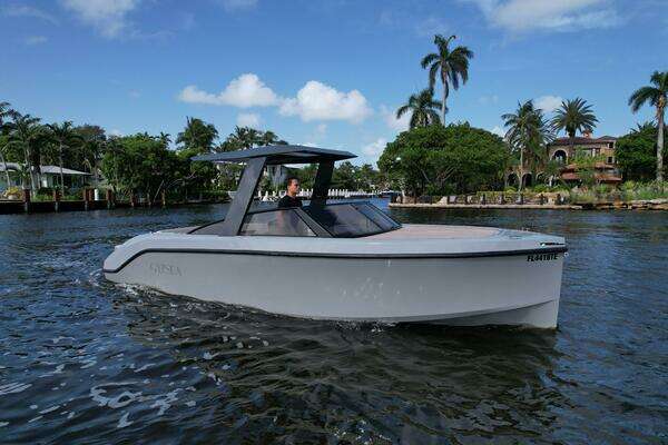 28 Rand Leisure Cuddy   2021 28ft Rand Yacht For Sale