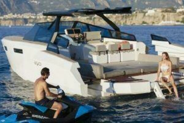 Evo 43 Yacht For Sale