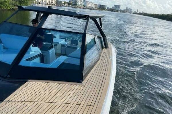 Evo 43 Yacht For Sale