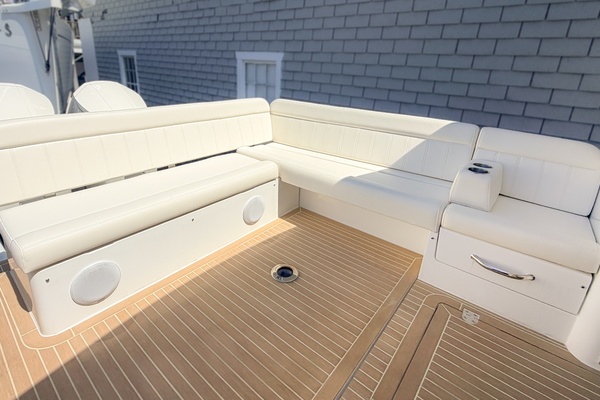 In Stock 46ft MJM Yacht For Sale