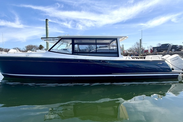 46-ft-MJM-2026-47X-In Stock-South Dartmouth Massachusetts United States yacht for sale