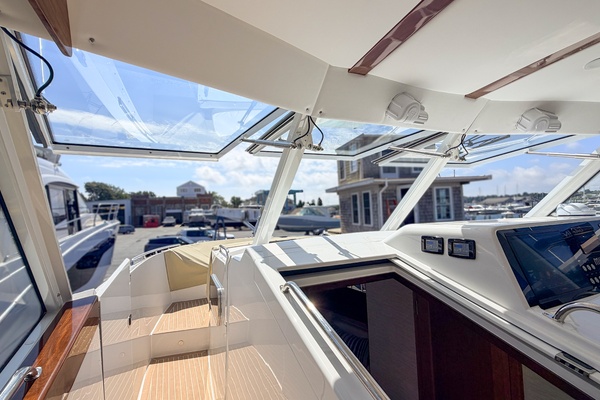 In Stock 46ft MJM Yacht For Sale