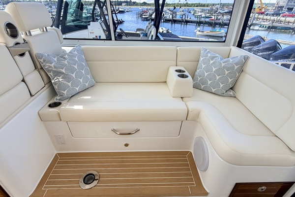 In Stock 46ft MJM Yacht For Sale