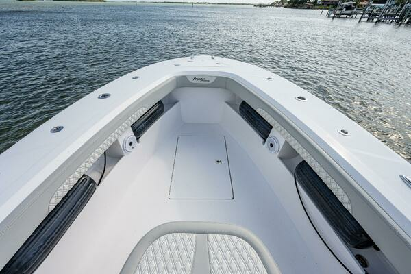 2021 Front Runner 36