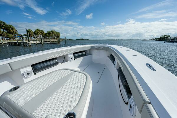 2021 Front Runner 36