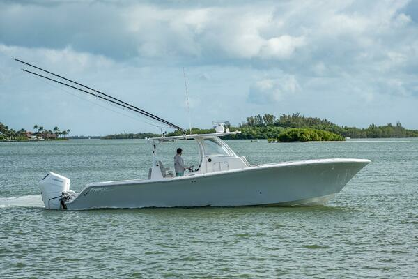 2021 Front Runner 36