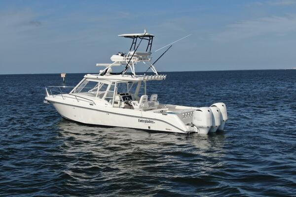 2013 Everglades 350LX 