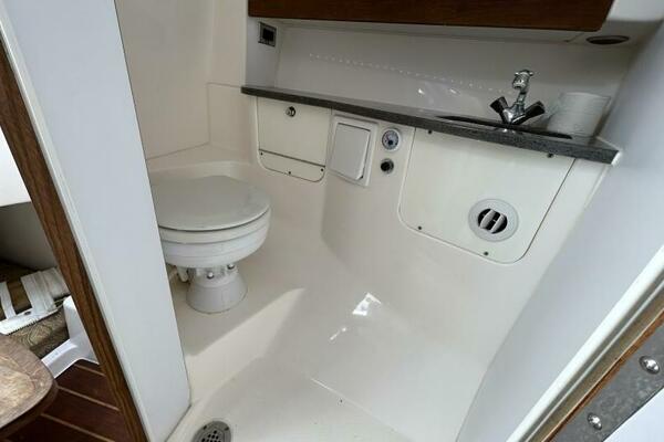 2013 Everglades 350LX 