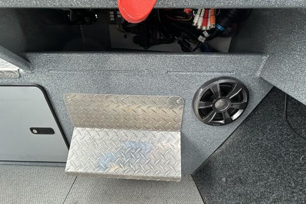 Laura s Boat 22ft KingFisher Yacht For Sale