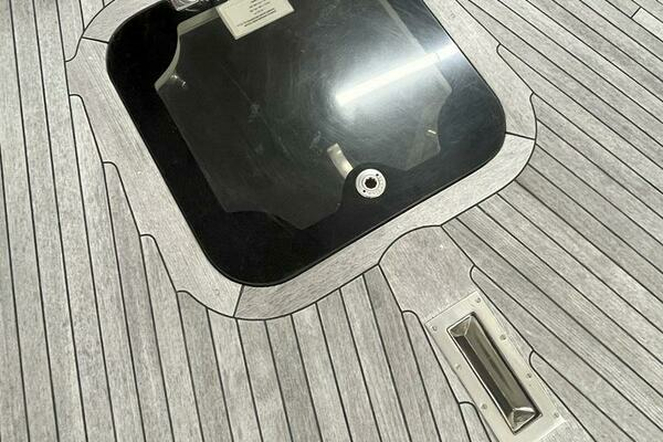 Photo of the 2001 Hinckley Sou'wester 59 CC Sloop "ZANETIA"