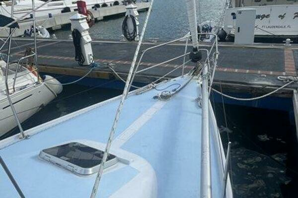 Photo of the 1986 Catalina  "MOONDANCE"