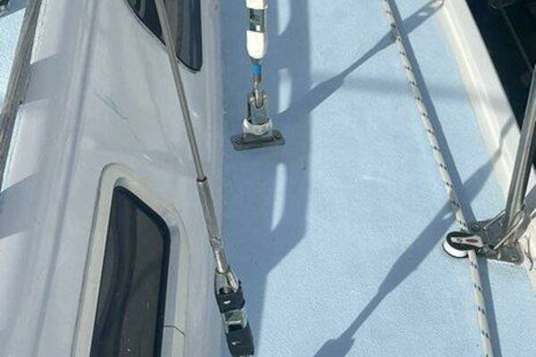 Photo of the 1986 Catalina  "MOONDANCE"