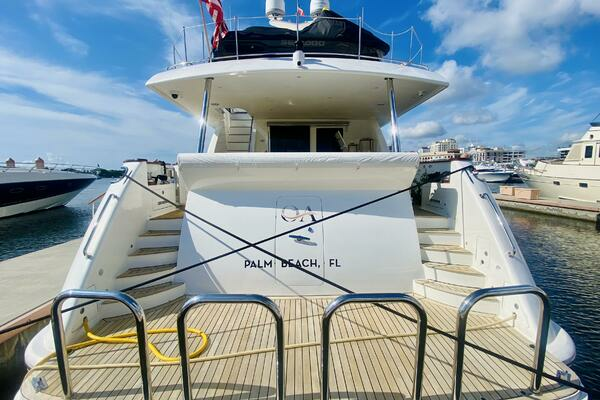 2010 Ocean Alexander 85