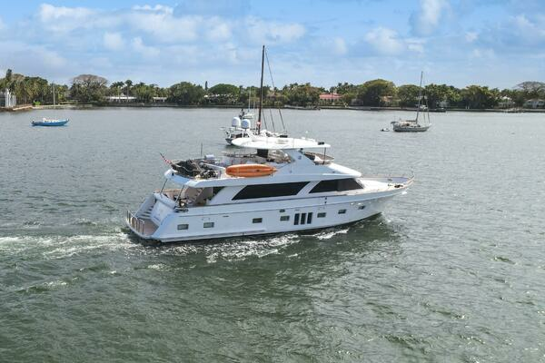 2010 Ocean Alexander 85