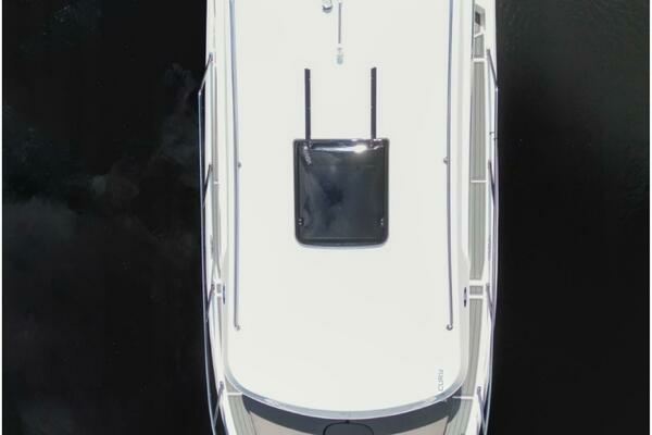 Photo of the 2023 Vento V30 HT Weekender