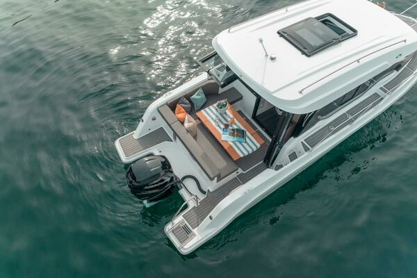 Photo of the 2023 Vento V30 HT Weekender